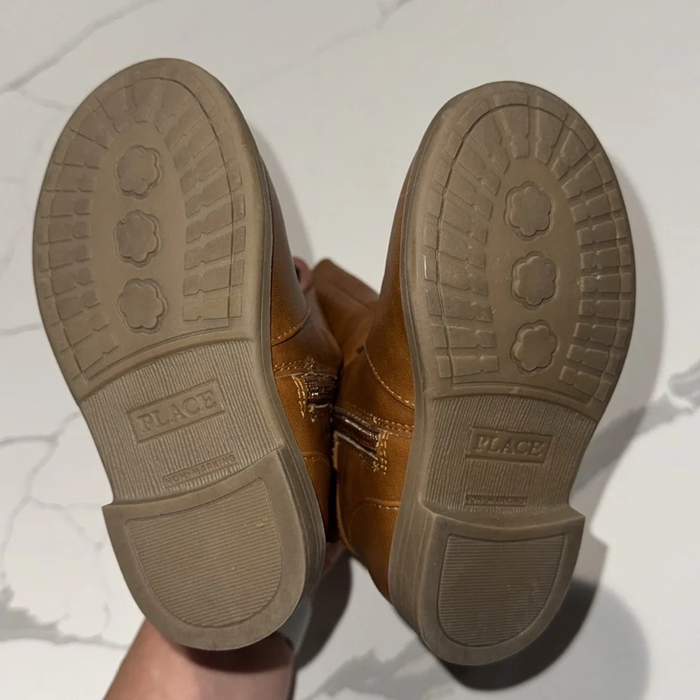 Children’s Place Girls Brown Boots 7 Zip Up NWOT